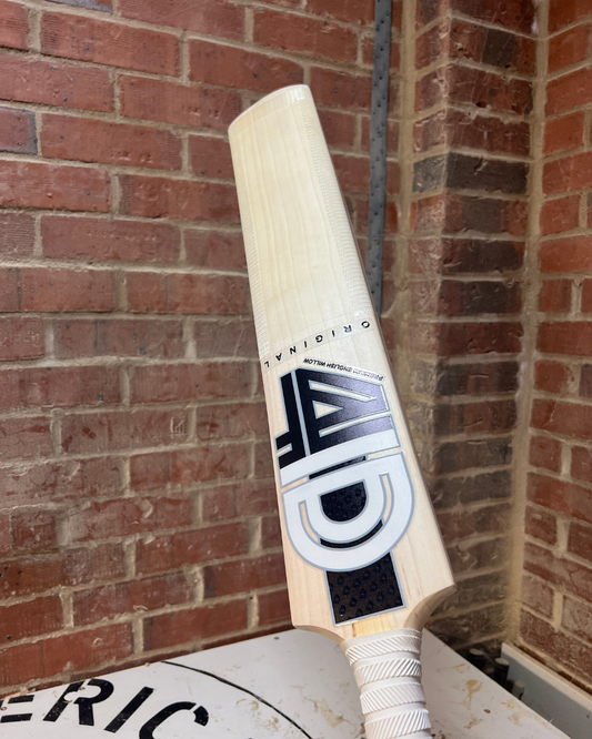 Refurbished MIDS Cricket - Grade 1 Bat