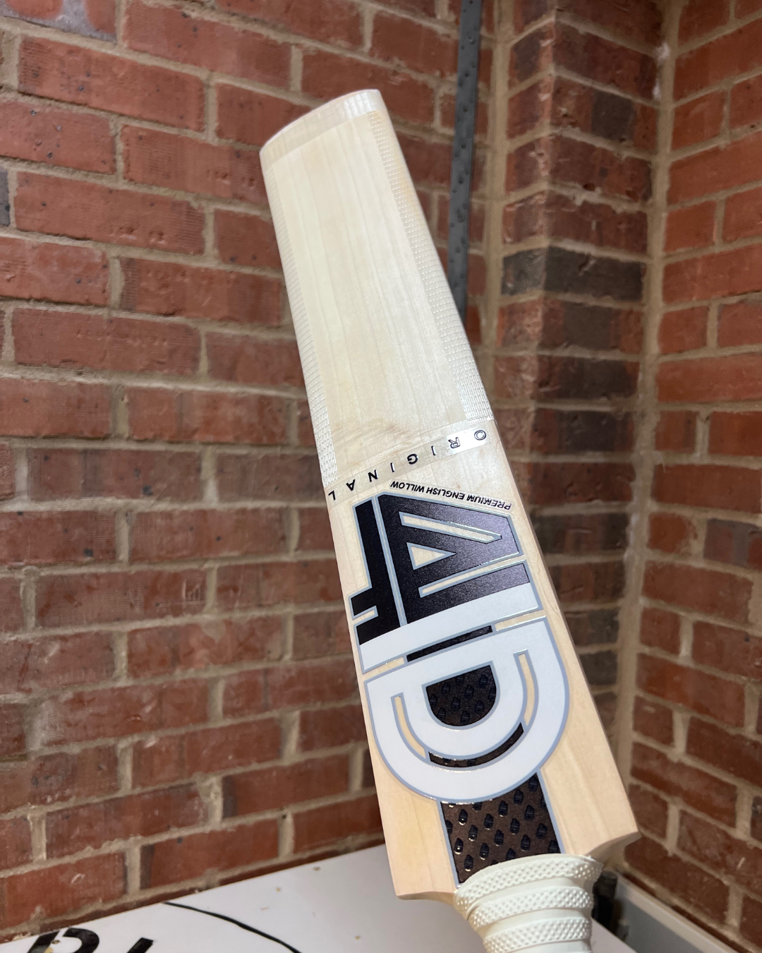 Refurbished Pryzm bat - Grade 1