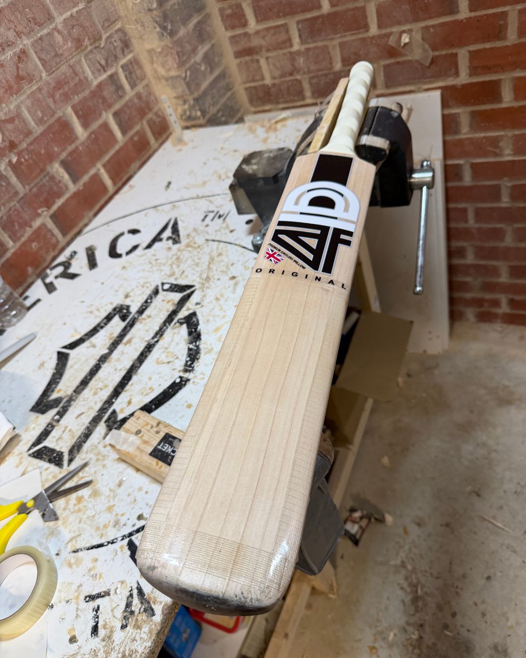 Refurbished Bat - Grade 2