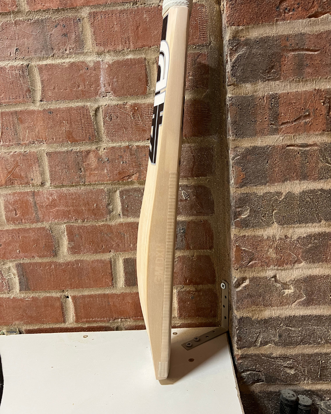 GM CHROME 808 English Willow Cricket Bat