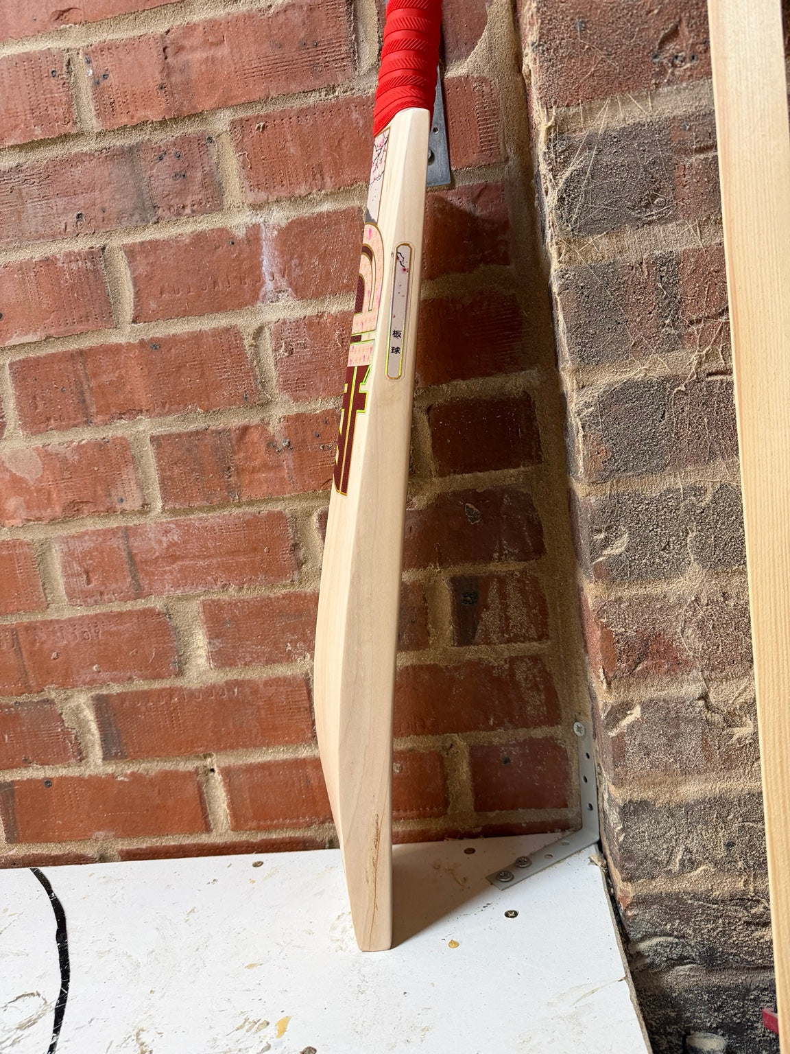4D Sakura #023 Grade 2 English willow cricket bat side profile
