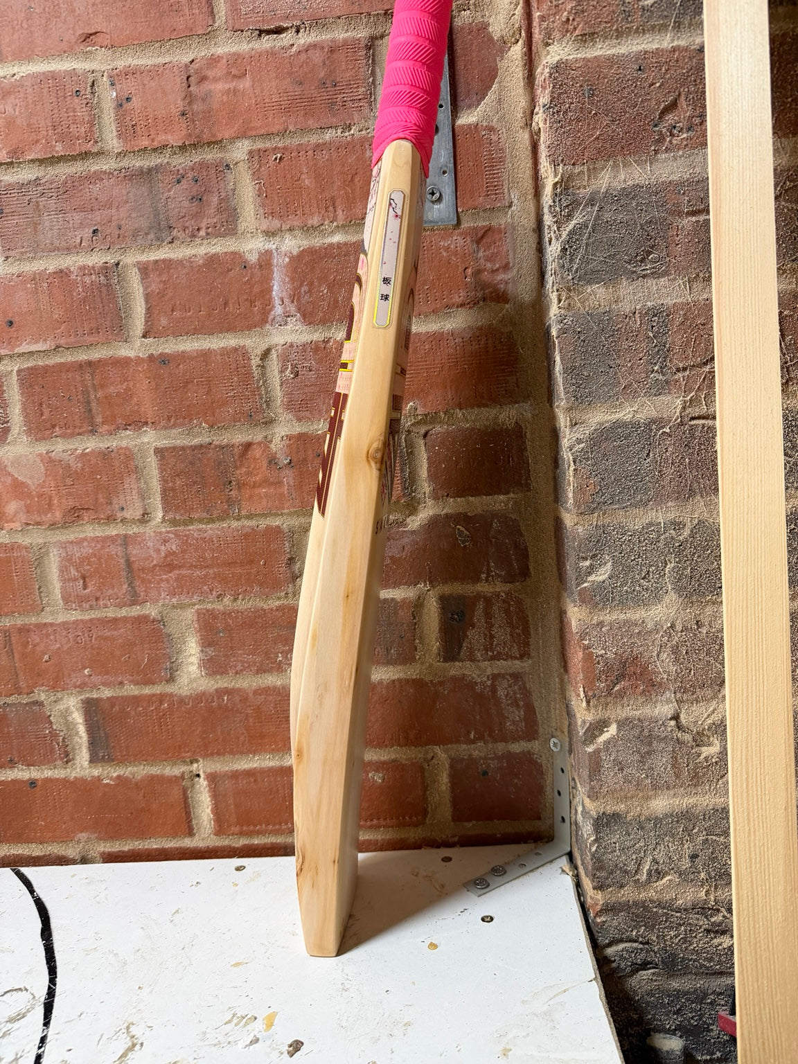 4D Sakura #026 Grade 3 English willow cricket bat side profile