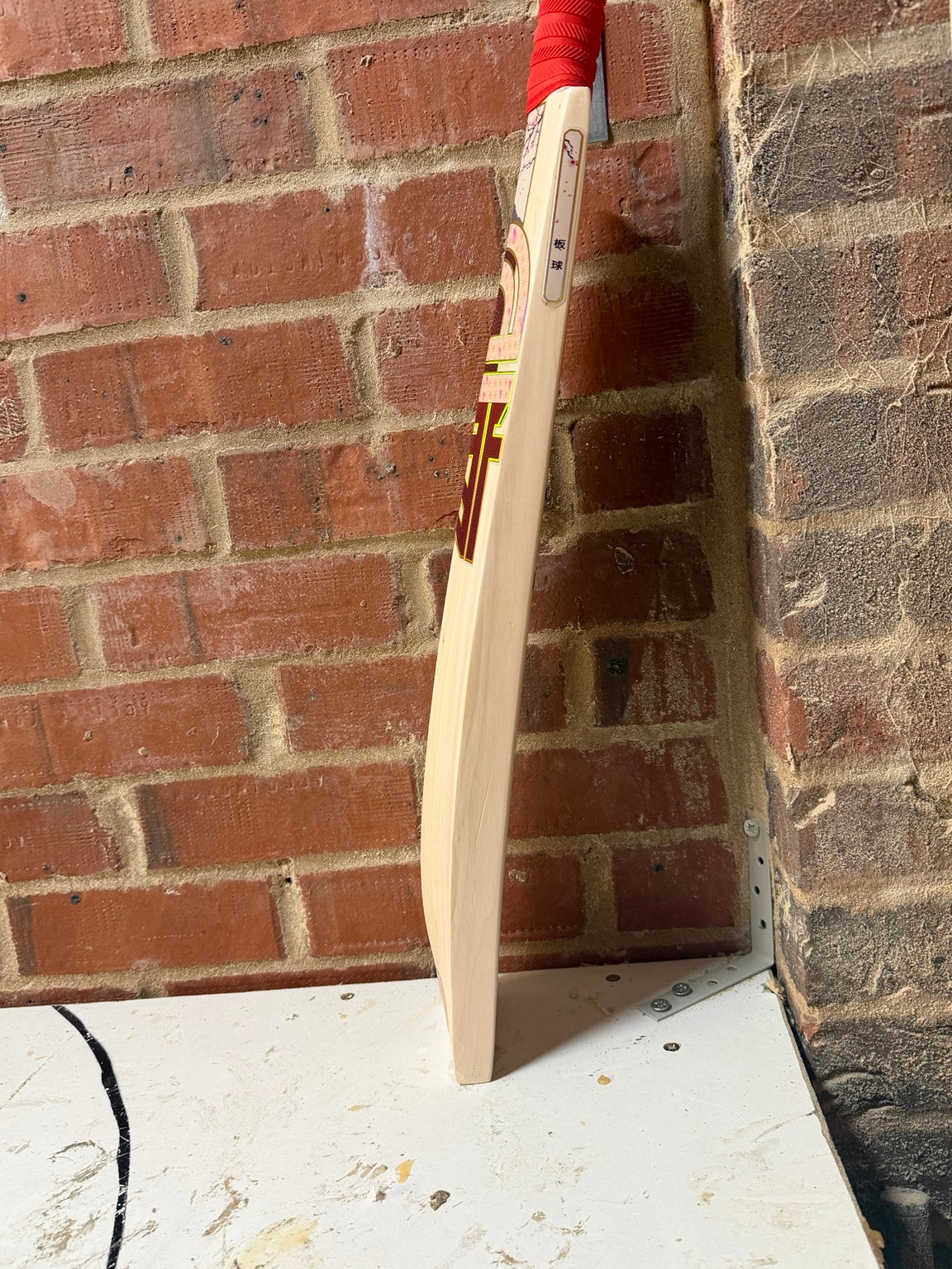 4D Sakura #5J002 Size 5 Grade 2 English willow cricket bat side profile